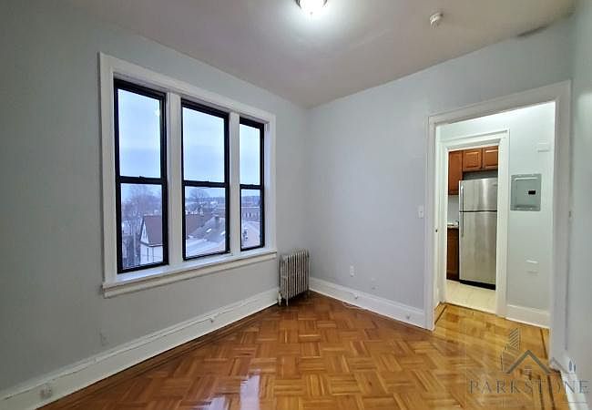 2nd image of 23 W 33rd St #46E