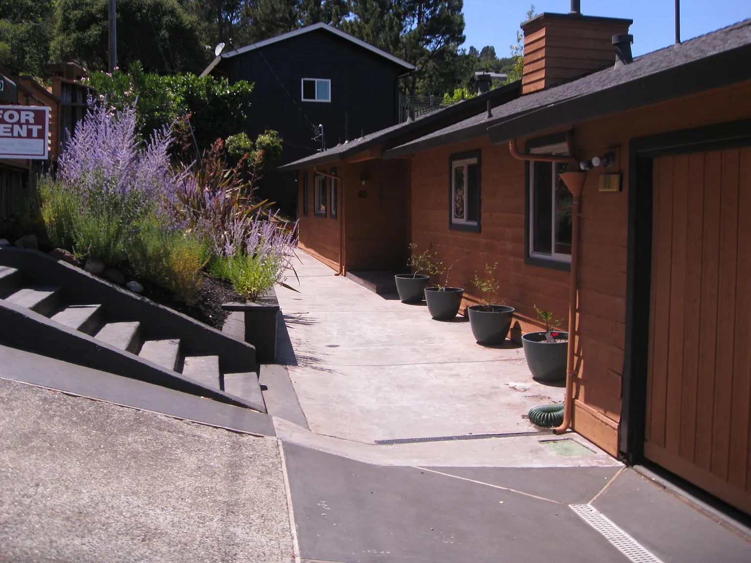 80 Woodside Dr photo 1