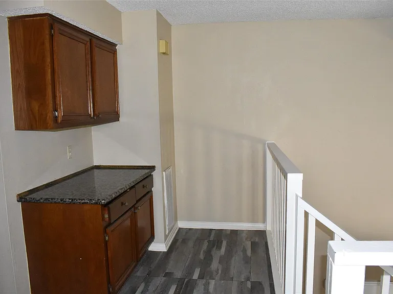 8903 Kalewood Dr — Photo 24