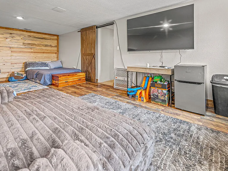 1500 Lecuyer Dr — Photo 11