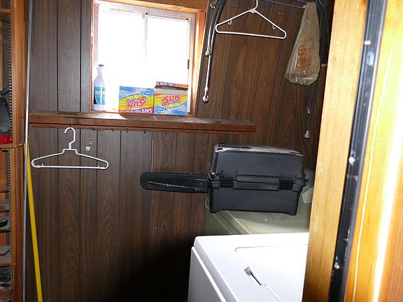 4th image of 121 Craghill Dr