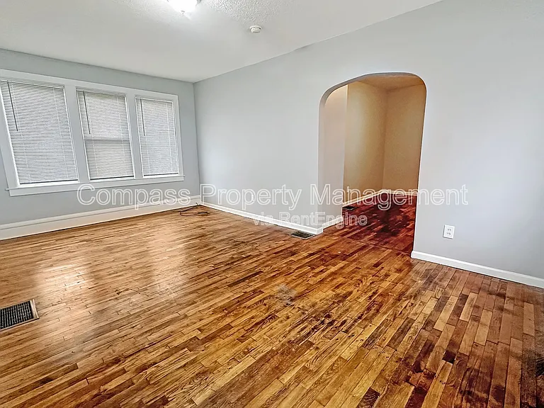 951 Bridge St NW #1 — Photo 2