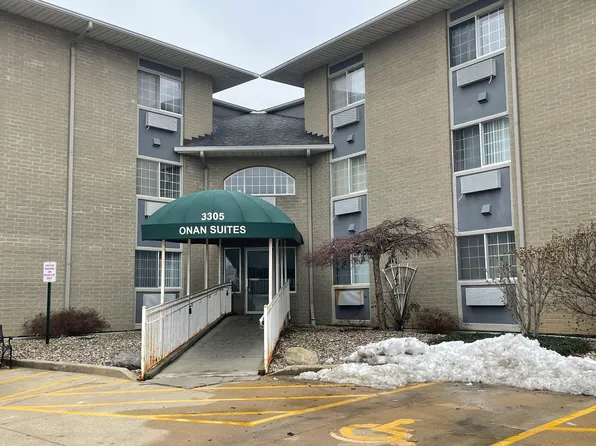 3305 Sunset Ave APT 128, Waukegan, IL 60087