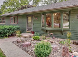 110 S 21st St, Tekamah, NE 68061