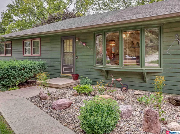 110 S 21st St, Tekamah, NE 68061