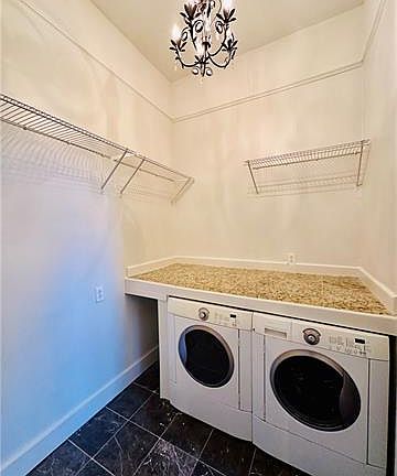 4th image of 1006 Hagan St