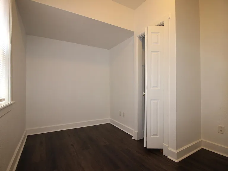 18 N Highland Ave #H — Photo 10