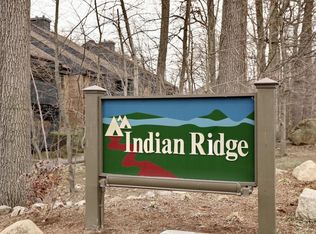 3218 Hilltop Rd, Mahwah, NJ 07430