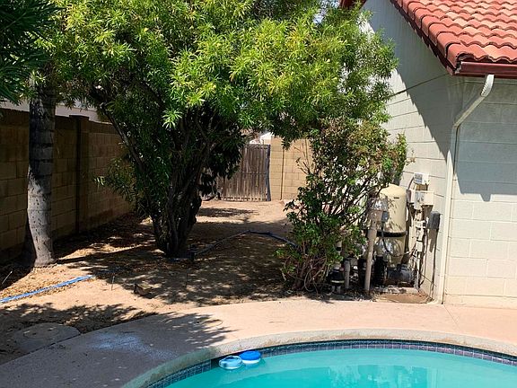 5th image of 7609 W Aster Dr