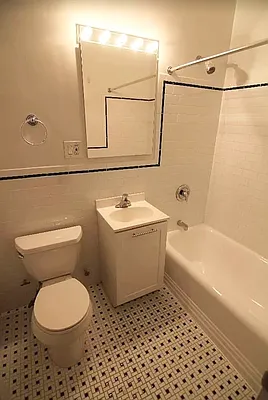 Rented by Living New York | media 9