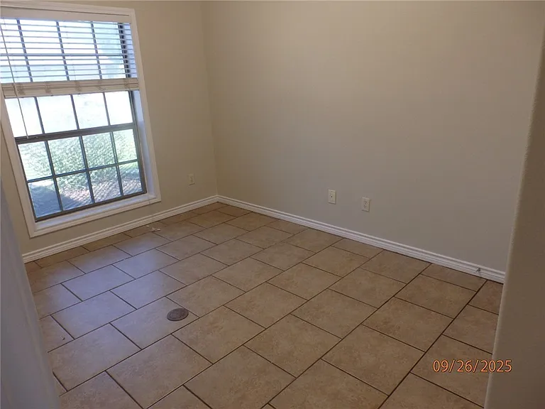 3717 Dove Crossing Ln — Photo 19