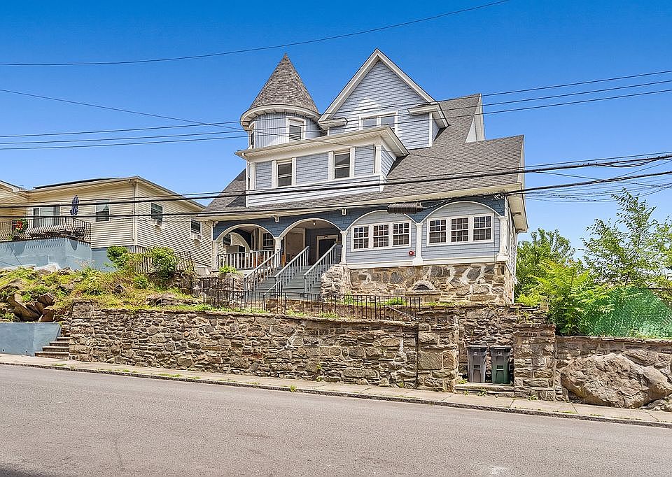 1st image of 150 Bruce Ave