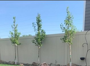 612 5th Ave NE, Ephrata, WA 98823