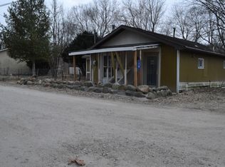 1977 N 3103rd Rd, Ottawa, IL 61350