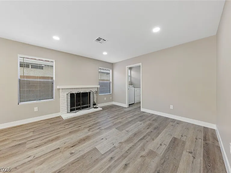 7627 Kalmalii Ave — Photo 7