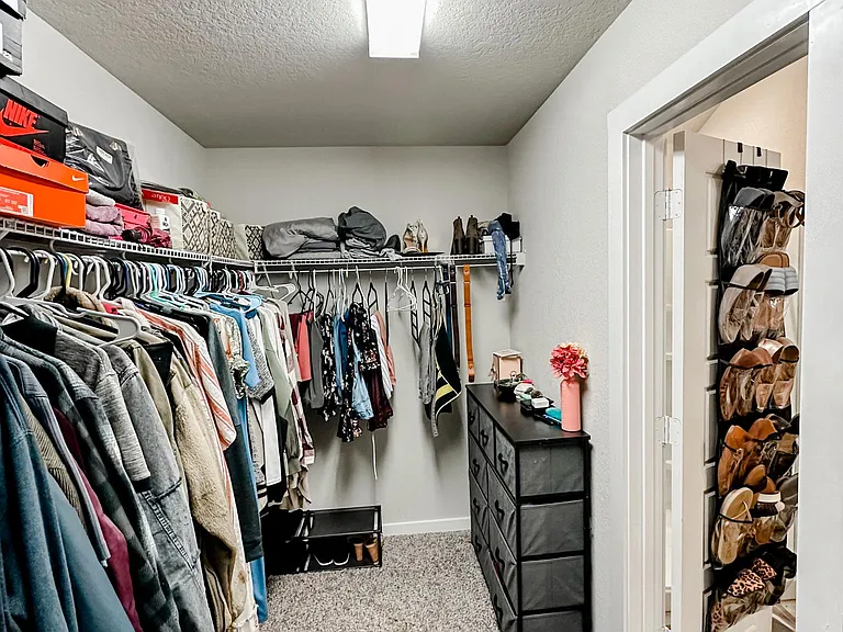6818 Emerald Valley — Photo 29