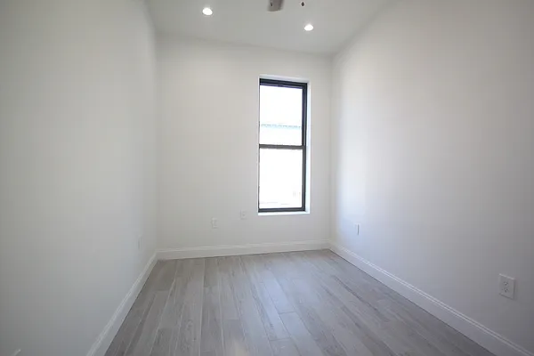 Rented by Home Solutions Real Estate Group | media 10