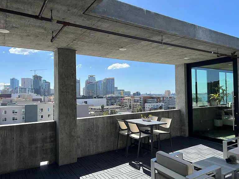 Contour Lofts — Photo 8