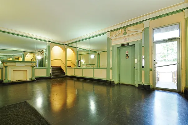 Sold by Corcoran | media 2