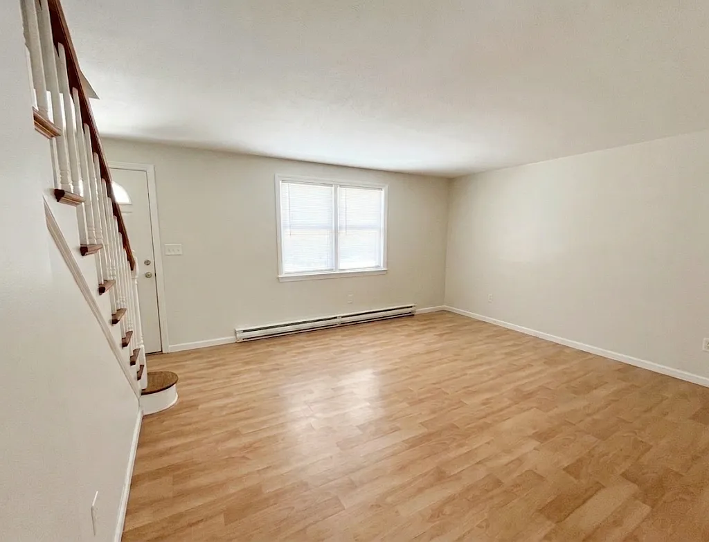 3 bed, 1482 sqft, $2,250 — Photo 3