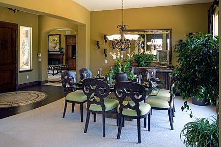Formal Dinning Room