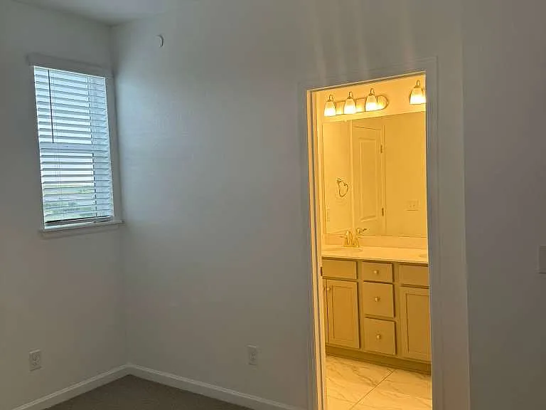 6984 Merseyside Ln — Photo 9