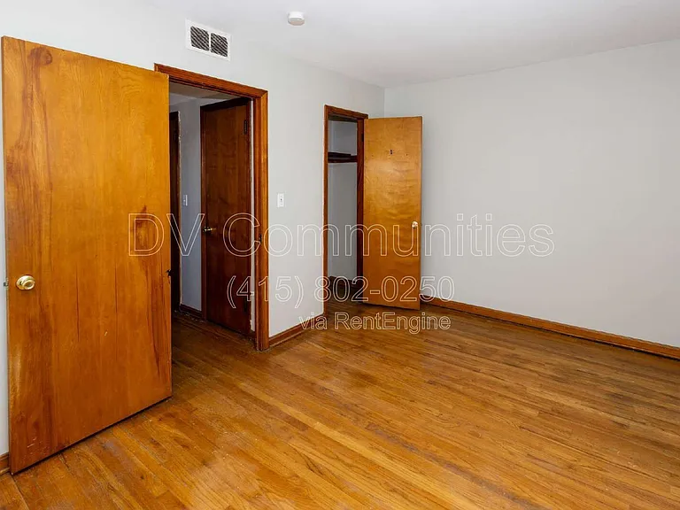 4186 Ridge Rd #4 — Photo 10