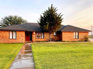 6811 3rd St, Lubbock, TX 79416