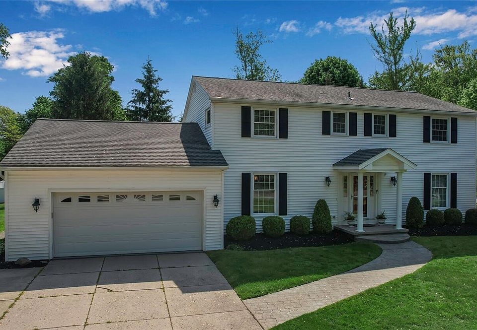 1st image of 61 Chapel Woods Ct