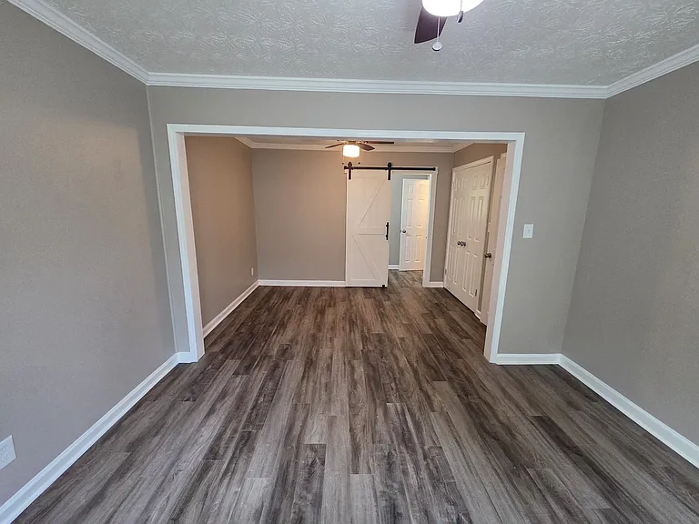 95 Ashton Ct — Photo 51