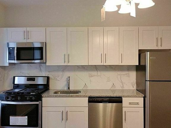 2nd image of 392 Saint Johns Pl APT 3D