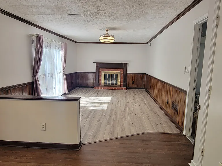 1376 Heritage Glen Dr — Photo 5