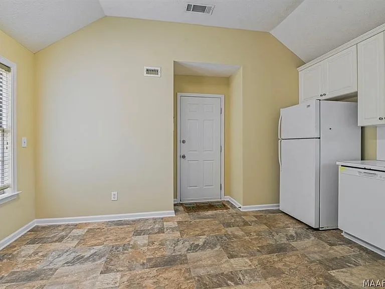 8990 Stoneridge Pl — Photo 13