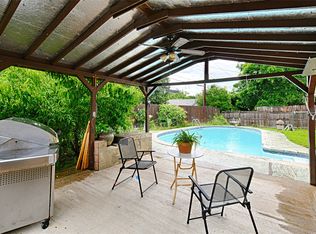 1803 Windsor Dr, Arlington, TX 76012