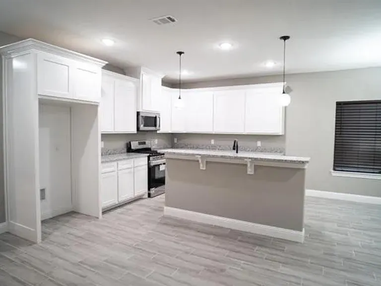 3229 Thannisch Ave — Photo 15