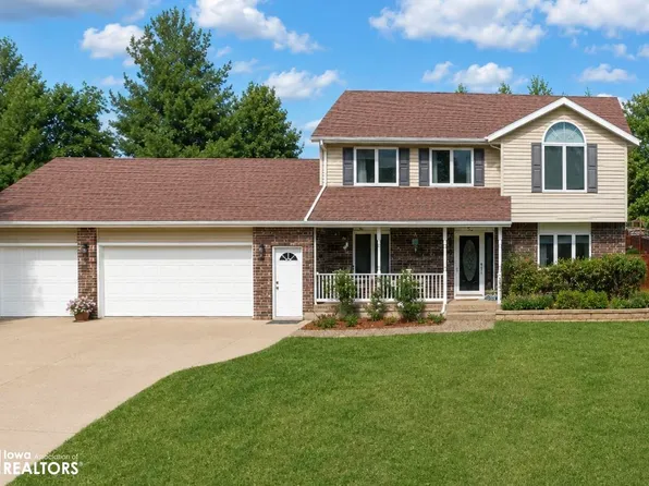 1507 Dogwood Dr, Fairfield, IA 52556