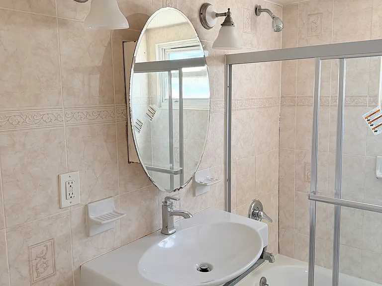79 Paterson St — Photo 14
