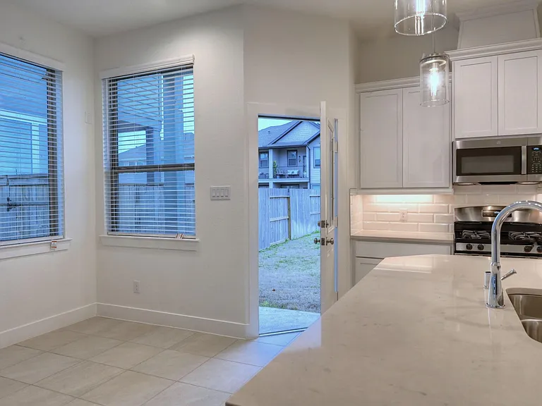 1535 Crystal Stream Dr — Photo 15
