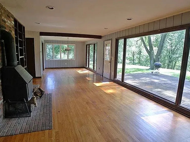 183 Barrytown Rd — Photo 3