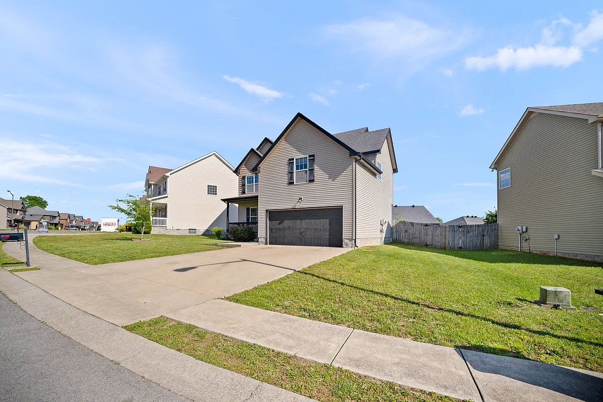 Building Photo - 1284 Eagles View Dr