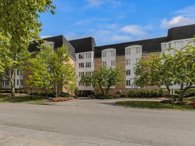 200 Lake Blvd APT 402, Buffalo Grove, IL, 60089