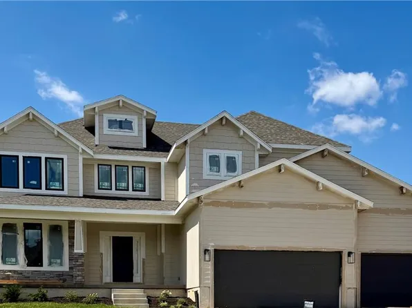 6112 Barth Rd, Shawnee, KS 66226