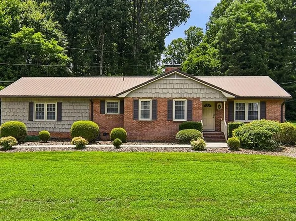 240 Conrad Cir, Lewisville, NC 27023