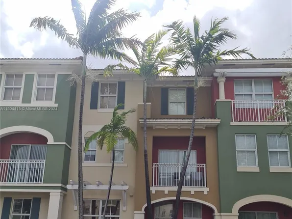 11002 NW 83rd St APT 211, Doral, FL 33178