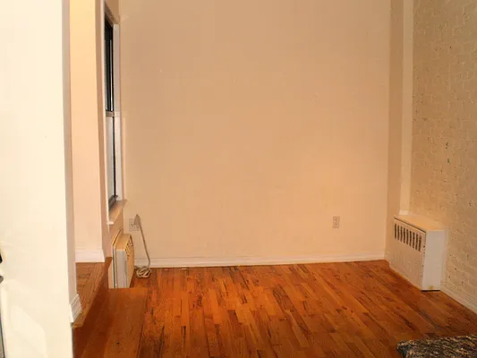 Rented by Winick Realty Group LLC | media 39