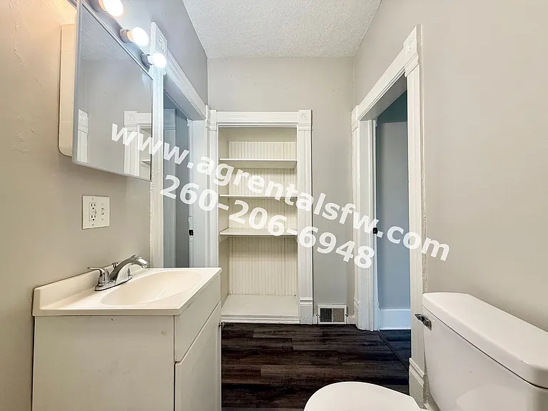 915 Lincoln Ave — Photo 10