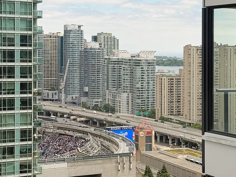3 Concord Cityplace Way #2805 — Photo 9