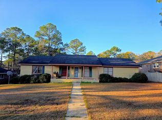 1806 Dawson Rd, Albany, GA 31707