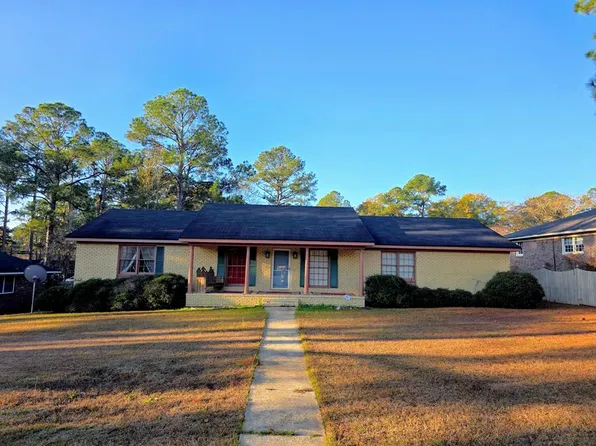1806 Dawson Rd, Albany, GA 31707