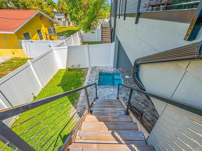 2200 Bay Blvd #A — Photo 49